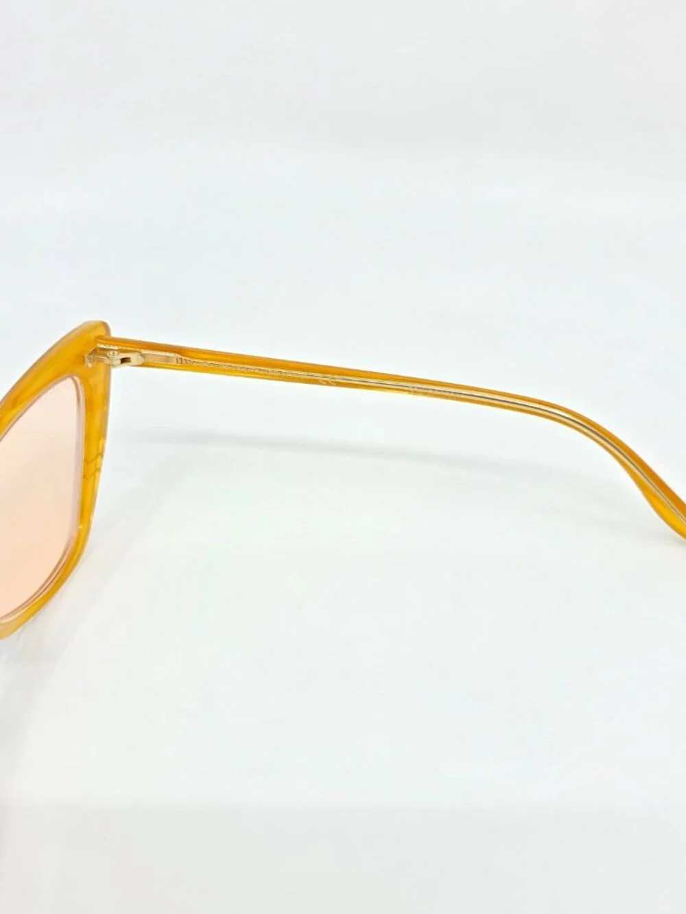 Gucci Yellow Cat Eye Sunglasses Pink Lenses Size 61MM×16MM×145MM MSRP $595
